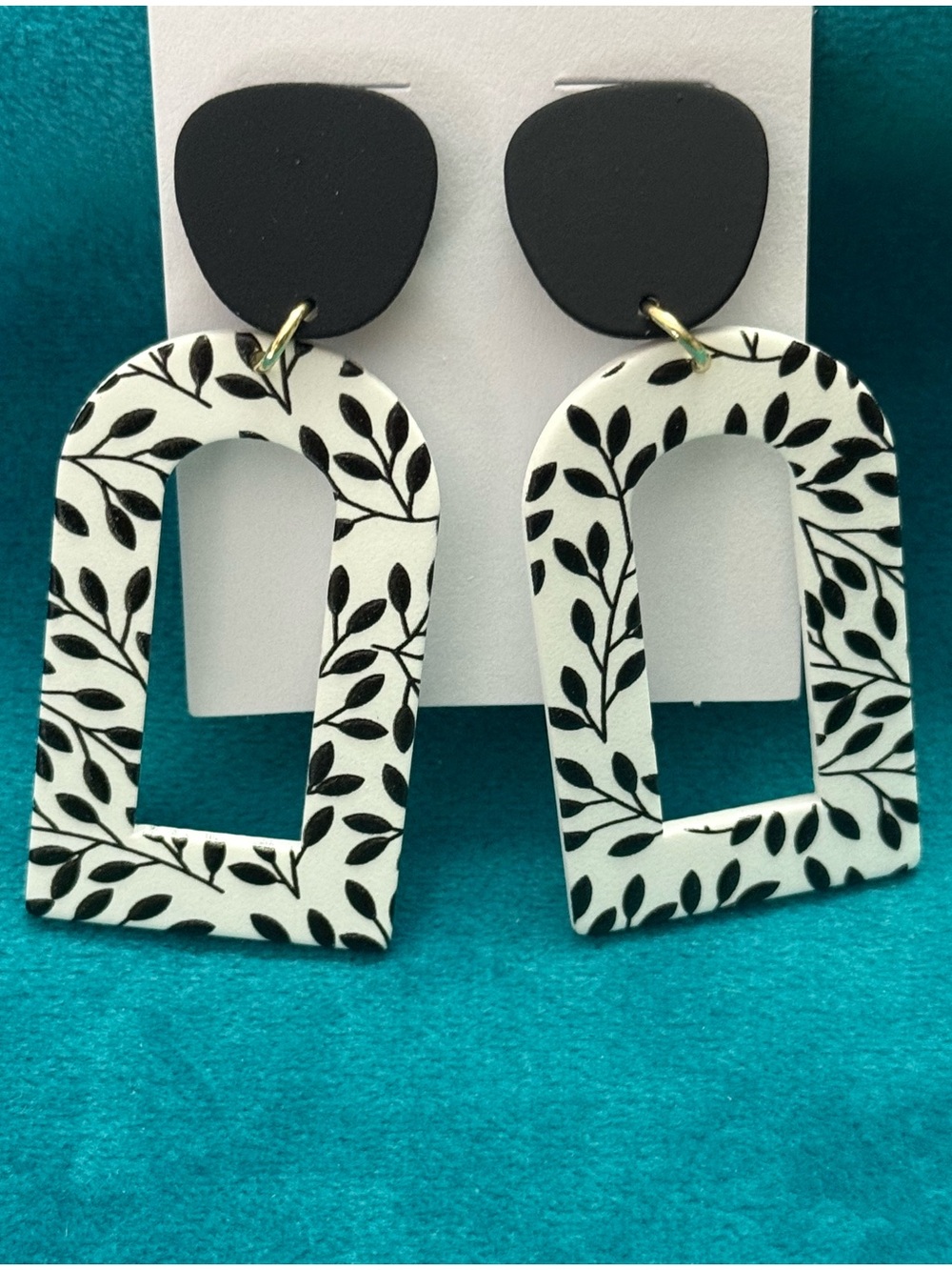 Black & White Leaf Arch Drop Earrings Women Accessories Jewelry NEW